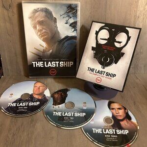 The Last Ship: Complete First Season DVD Set TNT Eric Dane